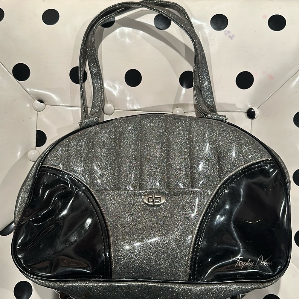 Trophy Queen Lucky Strike Bag in Black and Silver Metalflake